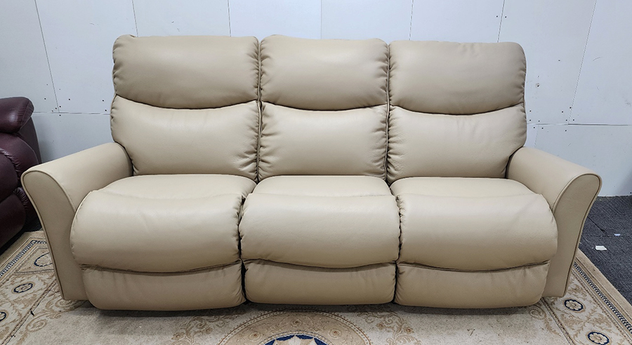 /user/j/jenassofa/editor/2510/3fa424916e8e8d8a21aa99ec57d43e8d_1761710033_0388.jpg 이미지크게보기